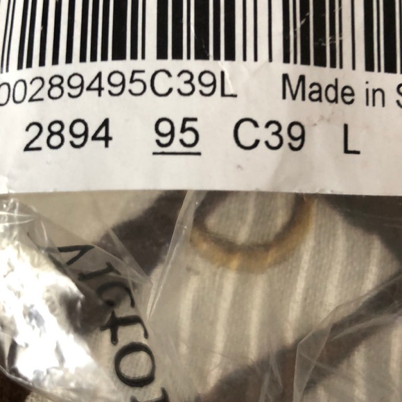 3/$15 Moda International Victoria Secret crop top New - Picture 9 of 9